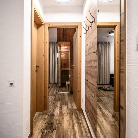 Family Escape In The Alps *