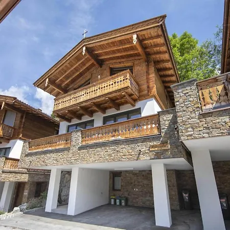 Family Escape In The Alps Neukirchen am Großvenediger