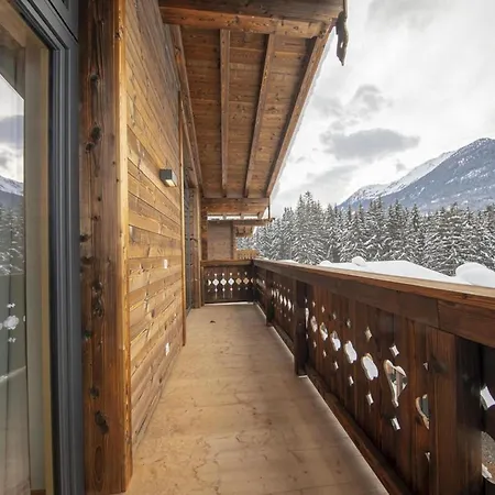 Family Escape In The Alps Neukirchen am Großvenediger